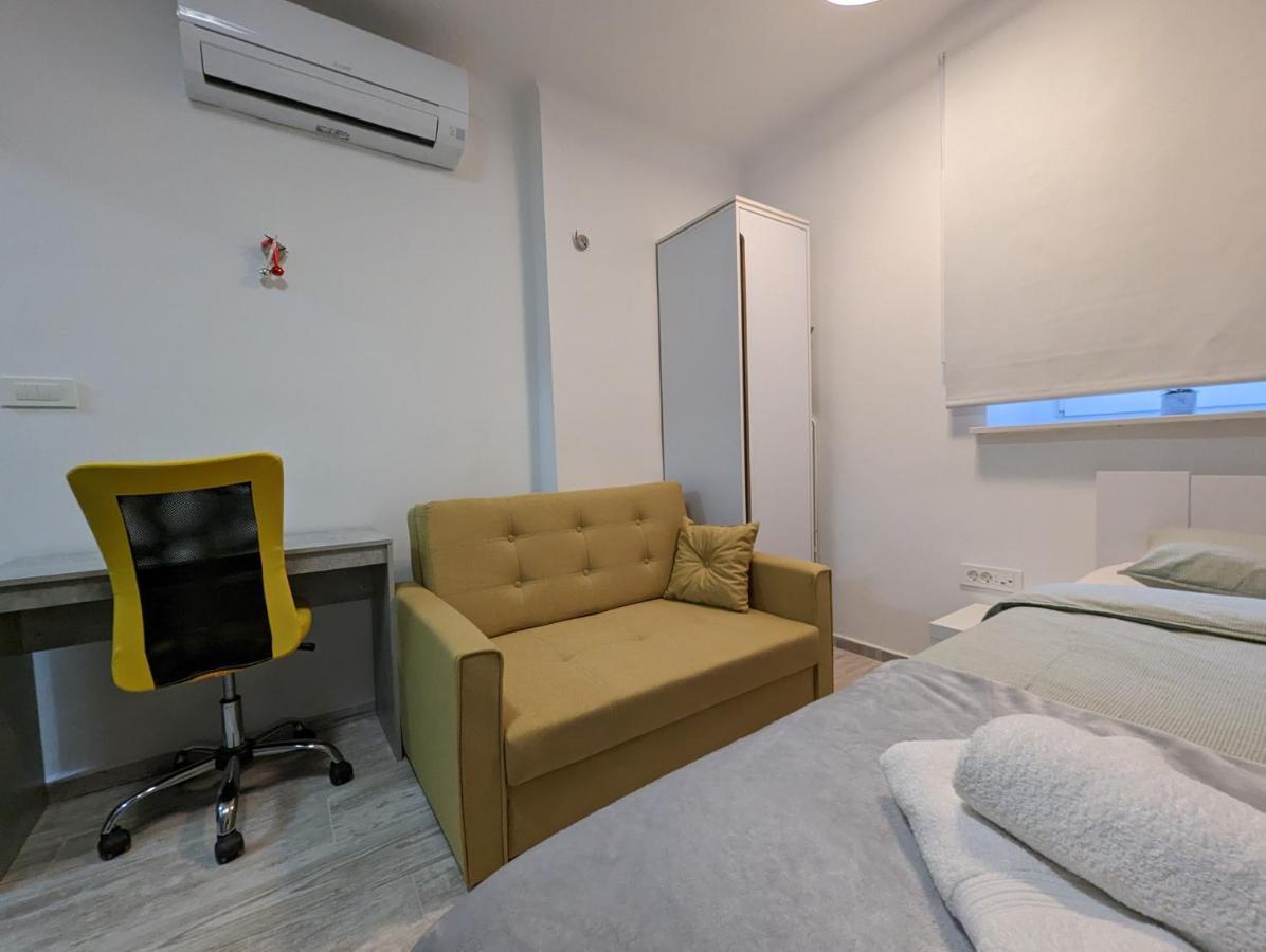 Apartment Quiet Off Marticeva