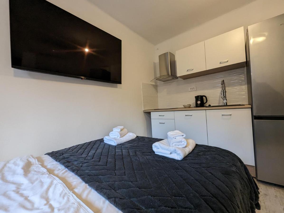 Apartment Quiet Off Marticeva