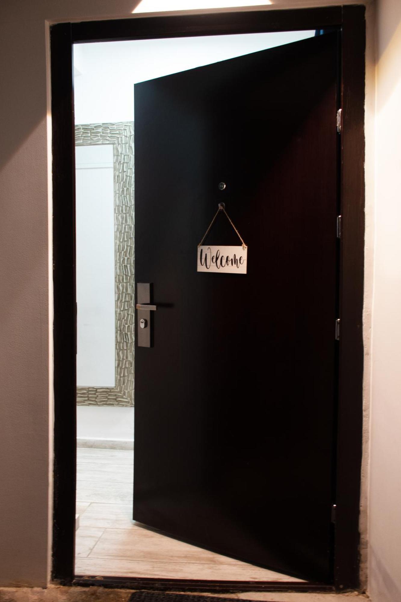 Quiet Off Marticeva Apartment Zagreb